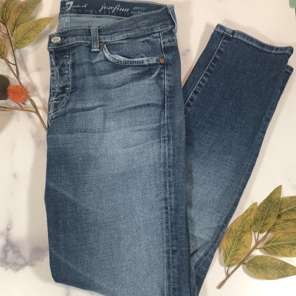 7 For All Mankind Josefina Skinny Boyfriend Jeans, Size 26 - Picture 12 of 13